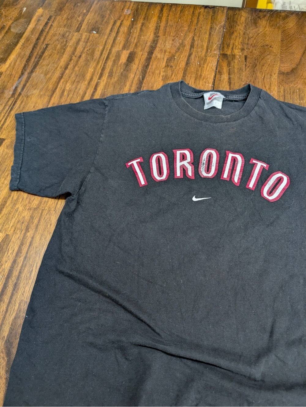 Toronto Raptors Nike T Shirt Medium Vintage Claw Graphic